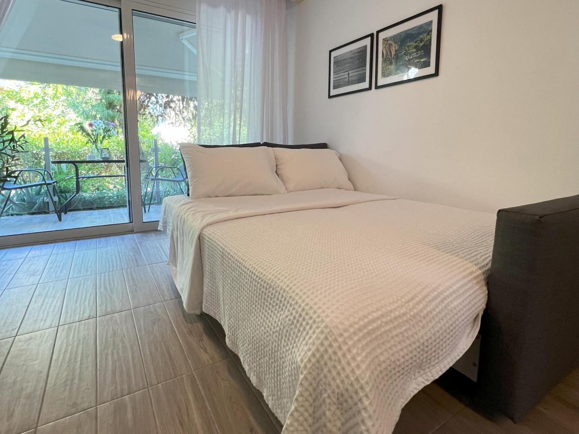 אתונה Emerald Lake Residence מראה חיצוני תמונה